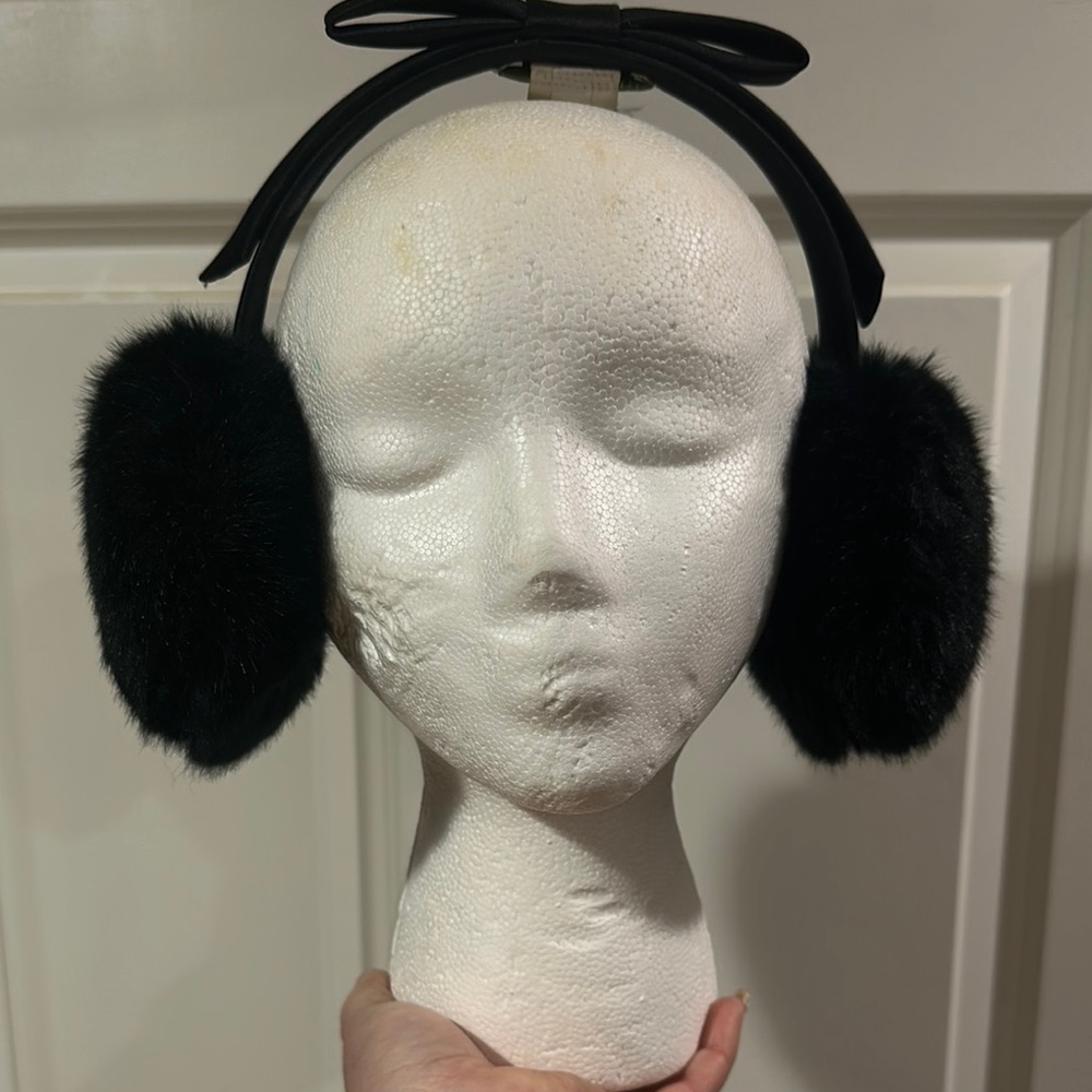 Black Kate Spade ear muffs with Bow
